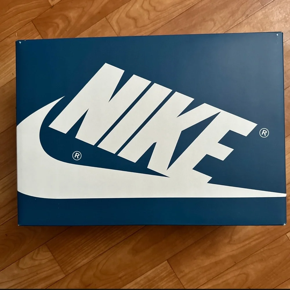 Air Jordan 1 Retro High OG ‘True Blue’ - Picture 10 of 10